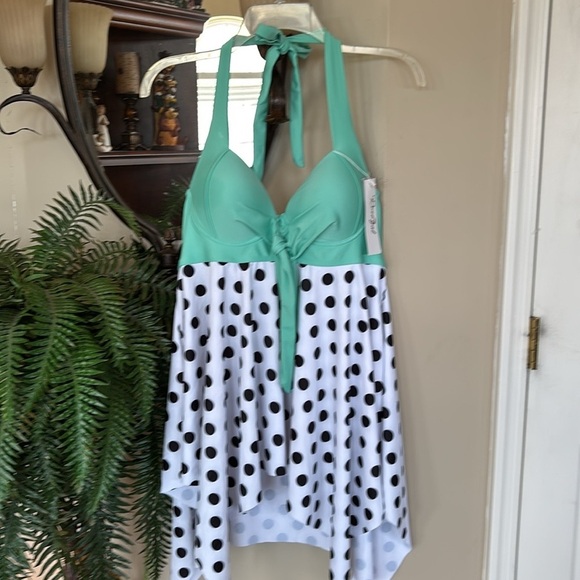 Brand New Rosegal Plus Size Swim Tankini Top Flowy Halter Green w/ Polka Dots - Picture 7 of 16